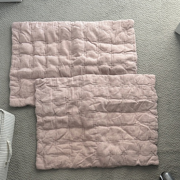 Set of Parachute pink quilt pillow cases - Picture 1 of 2